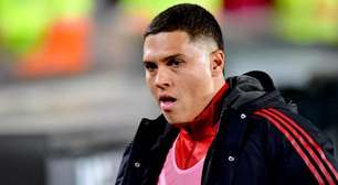 Quintero, do River Plate, se irrita com pergunta de jornalista argentino