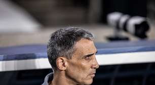 "Não faltou com respeito", considerou Vojvoda sobre reação de Neymar com substituição