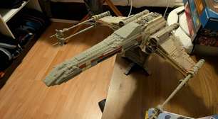 Um fã de LEGO tira as naves espaciais de Star Wars da prateleira pela primeira vez em mais de dez anos, e toda a poeira faz com que os conjuntos pareçam mofados