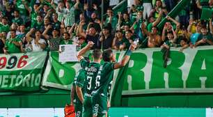 Chapecoense enfrenta América-MG de olho na vice-liderança