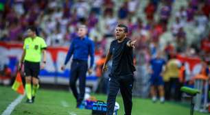 Sidnei Lobo elogia postura do Grêmio e admite frustração com empate