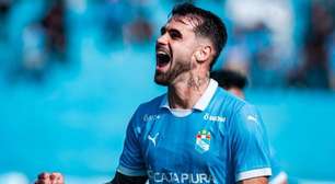 Felipe Vizeu comemora feito do Sporting Cristal visando a Libertadores 2026