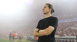 'Não me reconheço': Filipe Luís demonstra preocupação e foca na recuperação