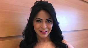 Roupa de Sylvia Desing no casamento do filho dá o que falar: 'Deus do céu...'