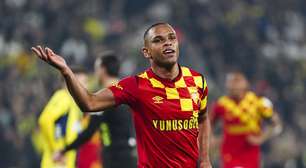 Campeão da Copa do Brasil pelo São Paulo aproveitou conselhos de Calleri e ganhou apelido em nova fase na Turquia