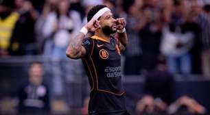 Depay segue em busca de nova casa, mas aguarda pagamento do Corinthians
