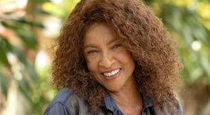 Elisa Lucinda volta às novelas da Globo como cantora; saiba tudo