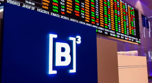 Otimismo com queda da Selic impulsiona Bolsa e derruba dólar