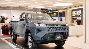 Nova Toyota Hilux Cabine Simples 2026 é revelada com visual raiz