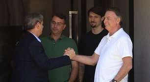 Moraes autoriza visita de Tarcísio, Caiado, Castro e Derrite a Bolsonaro; veja a lista