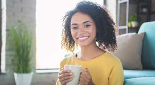 Chá para pedra nos rins: o que tomar para tratar e prevenir?