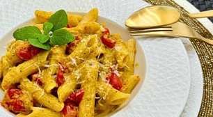 Macarrão com molho cremoso de tomate: receita rápida e fácil