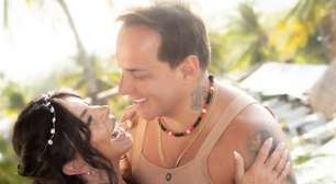 Gretchen revela calcinha personalizada com o nome do marido para manter chama acesa