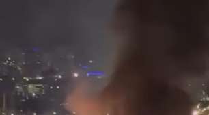 Explosão no Tatuapé: vídeo mostra clarão e rajadas de fogos de artifício cruzando avenida em SP