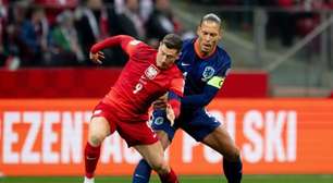 Holanda empata com a Polônia e adia vaga para a Copa do Mundo