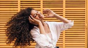 Cachos definidos: 5 dicas para realçar a curvatura do cabelo