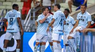 Meia do Grêmio vive incerteza e negociação trava nos bastidores