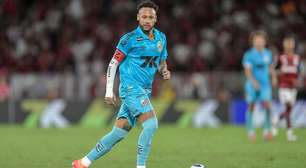 Neymar sofre lesão no joelho e não deve mais jogar em 2025; pai do atacante diz não saber resultado