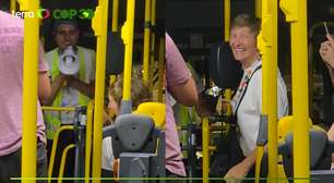 Sônia Bridi ganha 'parabéns' em ônibus de Belém durante a COP30