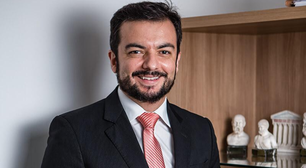 Advogado é morto após ser esfaqueado por cliente no próprio escritório em MG