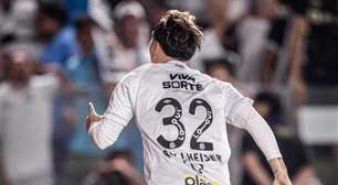 Rollheiser celebra gol no clássico e agradece apoio da torcida do Santos: "Fizemos um grande jogo"