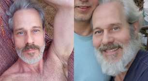 Discreto, ex-galã da Globo, Nico Puig surpreende ao surgir com o marido: 'Presente'