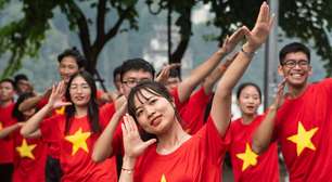 A geração Z da China enfrenta insegurança no emprego e pobreza: influenciadores digitais mostram como preparar duas refeições por US$ 1