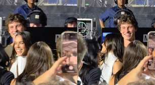 Bruna Marquezine e Shawn Mendes curtem juntos show de Dua Lipa em SP; vídeo