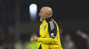 Sampaoli admite falhas e promete: "Até a final precisam ser corrigidas"