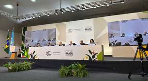'Primeiro rascunho de negociações mais 'espinhosas' será entregue até amanhã', afirma diretora da COP30