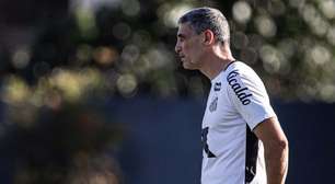 Santos liga alerta por suspensões e entra na reta final com 11 jogadores pendurados