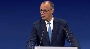 Chanceler alemão diz que comitiva ficou feliz de ir embora de Belém após viagem à COP30