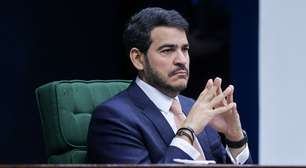 Lula indica Jorge Messias para vaga de Barroso no STF