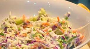 Salada de repolho: estilo americana, sem maionese, saudável