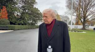 Trump é surpreendido ao ouvir sobre prisão de Bolsonaro: 'Foi o que aconteceu? É uma pena'