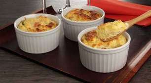 Suflê de peixe com camarão: sirva a receita delicada e fácil de fazer