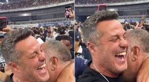 Abraço de ex-dirigente e ídolo do Flamengo marca acesso de clube para a Série A