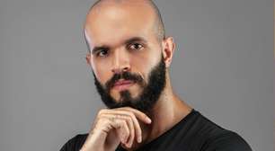 Poliglota carioca surpreende internet ao conversar com gringos em 12 idiomas nas trilhas do Rio