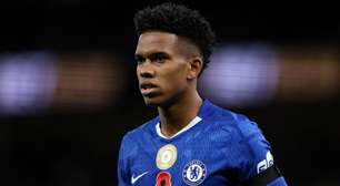 Estêvão é comparado a Lamine Yamal antes de Chelsea x Barcelona
