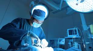 Estudo sugere que música na sala de cirurgia pode ajudar na recuperação; entenda