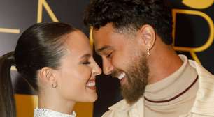 Larissa Manoela valoriza corpo com vestido justo e ganha comentário ousado do marido, André Luiz Frambach. Saiba qual!