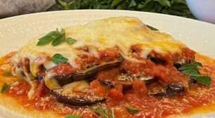 Berinjela à parmegiana fácil no forno ou frigideira: deliciosa