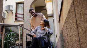 As pessoas mais gentis usam sempre estas cinco frases, que ajudam a animar os outros e aumentar a própria felicidade, segundo a psicologia