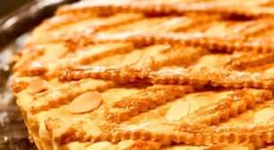 Massa de torta doce ou salgada, 3 ingredientes, pode ser congelada