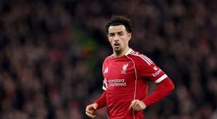 Curtis Jones desabafa após goleada sofrida pelo Liverpool: "É inaceitável, estamos na m"
