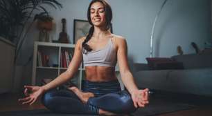 Professora comenta 3 técnicas de yoga para combater a ansiedade