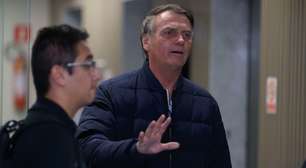 PL suspende salário e atividades partidárias de Bolsonaro