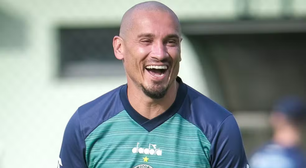 Coritiba se movimenta e negocia com Maicon novo contrato: "Acordo de"