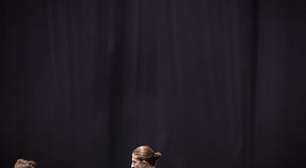 Campo de treino do Flamengo é "envelopado" para evitar espionagem