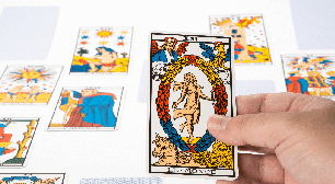 Carta do Tarot de dezembro de 2025 é O Mundo: veja as previsões